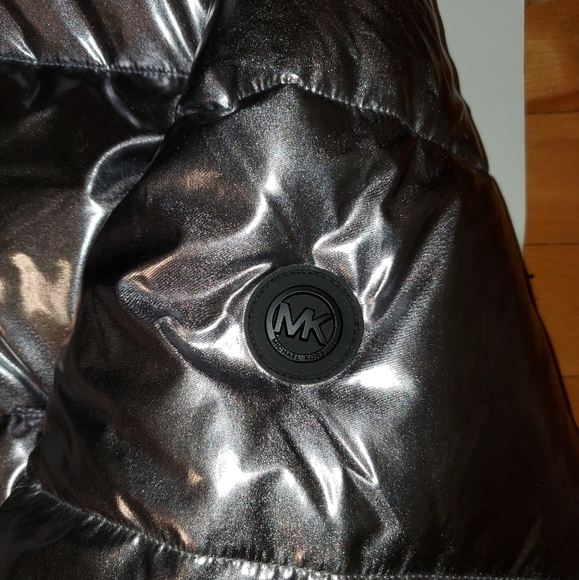 Micheal Kors silver jacket - Picture 2 of 6